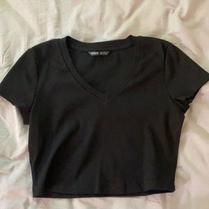 Black cropped V-neck